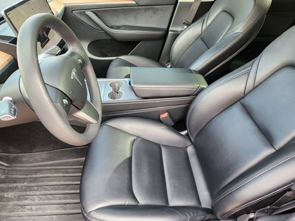 Used 2023 Tesla Model Y Long Range AWD/4WD image 4