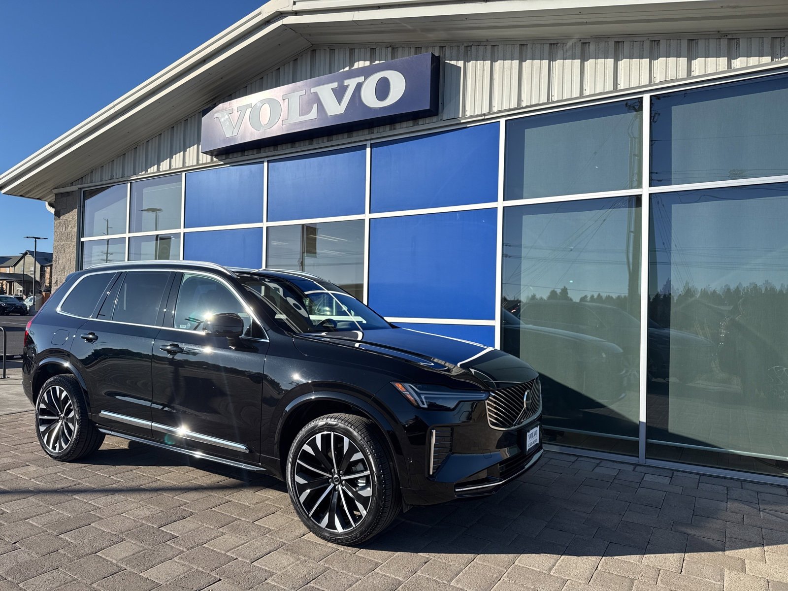 Certified 2025 Volvo XC90 B6 Plus