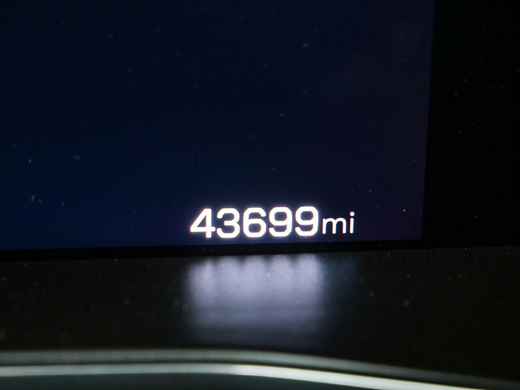 Used 2023 GMC Canyon Elevation image 8