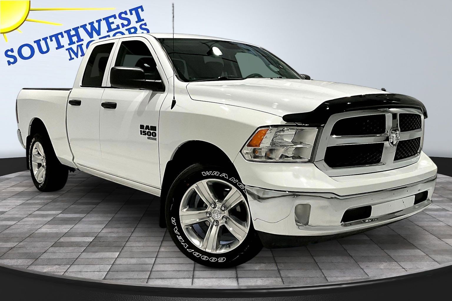 Used 2020 RAM 1500 ST w/ SXT Plus Group AWD/4WD image 3