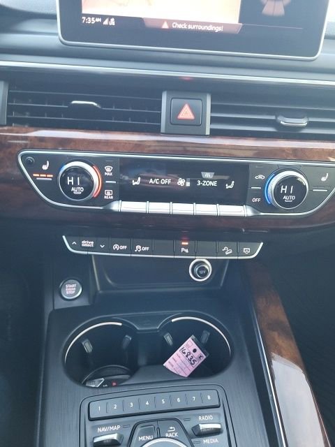 Used 2017 Audi A4 2.0T allroad Premium Plus w/ Technology Package image 11