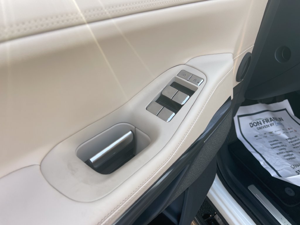 New 2027 Lincoln Navigator Reserve AWD/4WD image 11