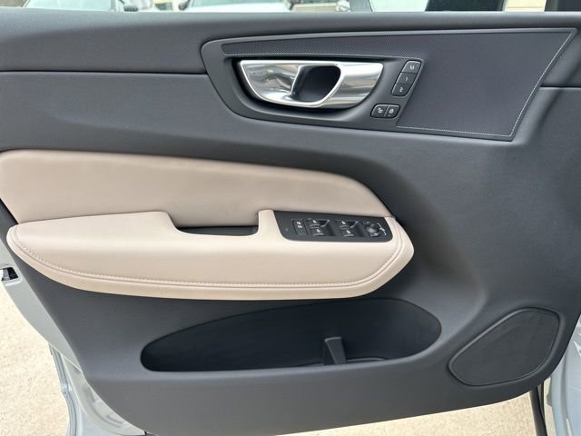 New 2026 Volvo XC60 B5 Plus w/ Protection Package Premier image 13