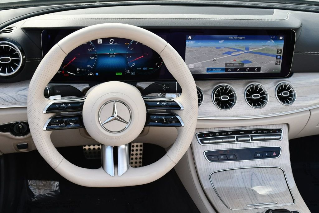 Used 2023 Mercedes-Benz E 450 Cabriolet image 63