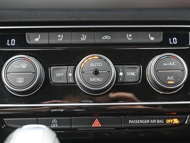 Used 2022 Volkswagen Atlas Cross Sport SEL Premium R-Line image 26