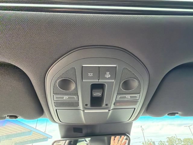 Used 2023 Genesis G70 2.0T w/ Sport Prestige Package AWD/4WD image 30