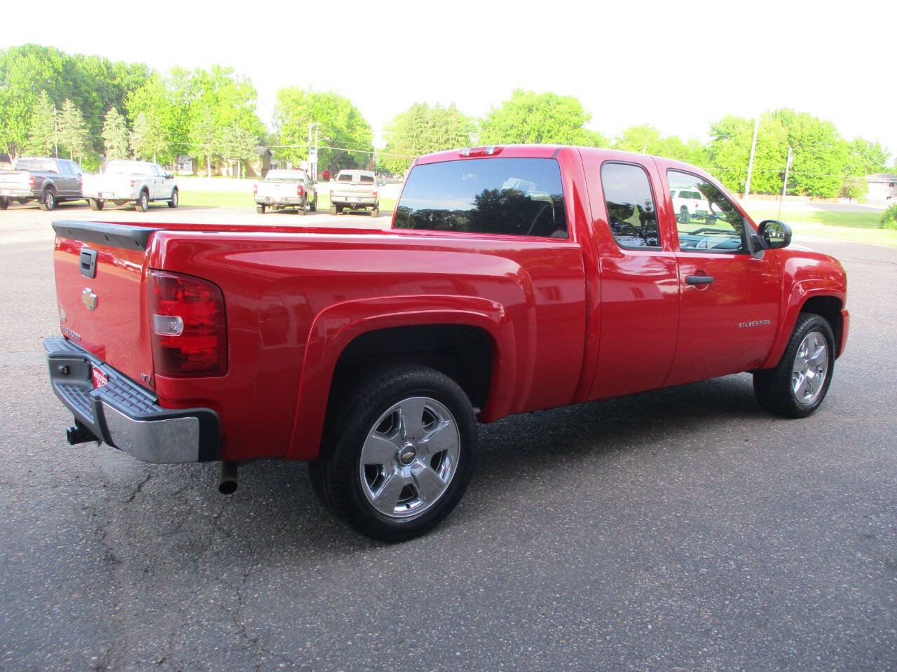 Used 2011 Chevrolet Silverado 1500 LT w/ All-Star Edition AWD/4WD image 9