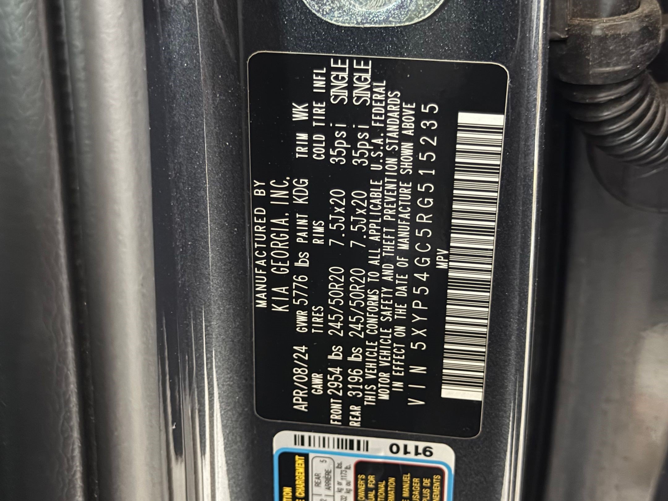 Used 2024 Kia Telluride SX w/ Towing Package FWD image 33