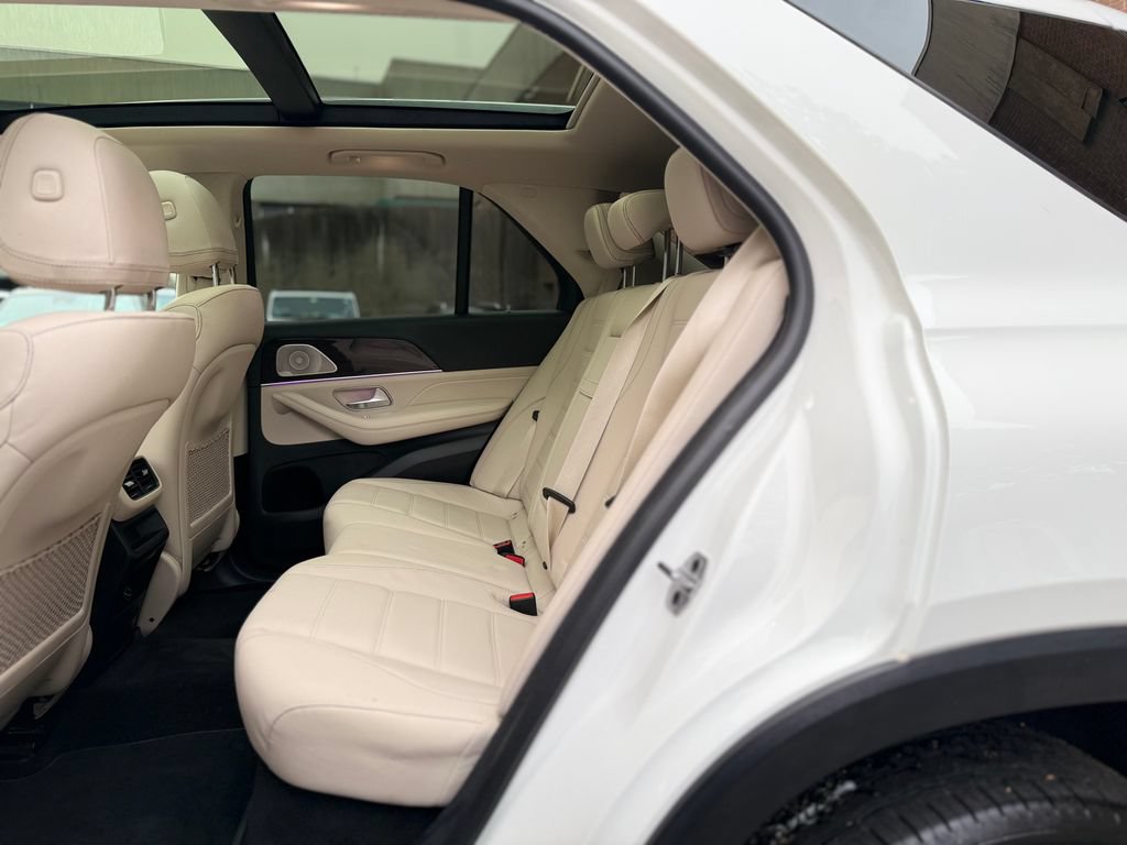 Used 2021 Mercedes-Benz GLE 350 4MATIC w/ Premium Package image 21