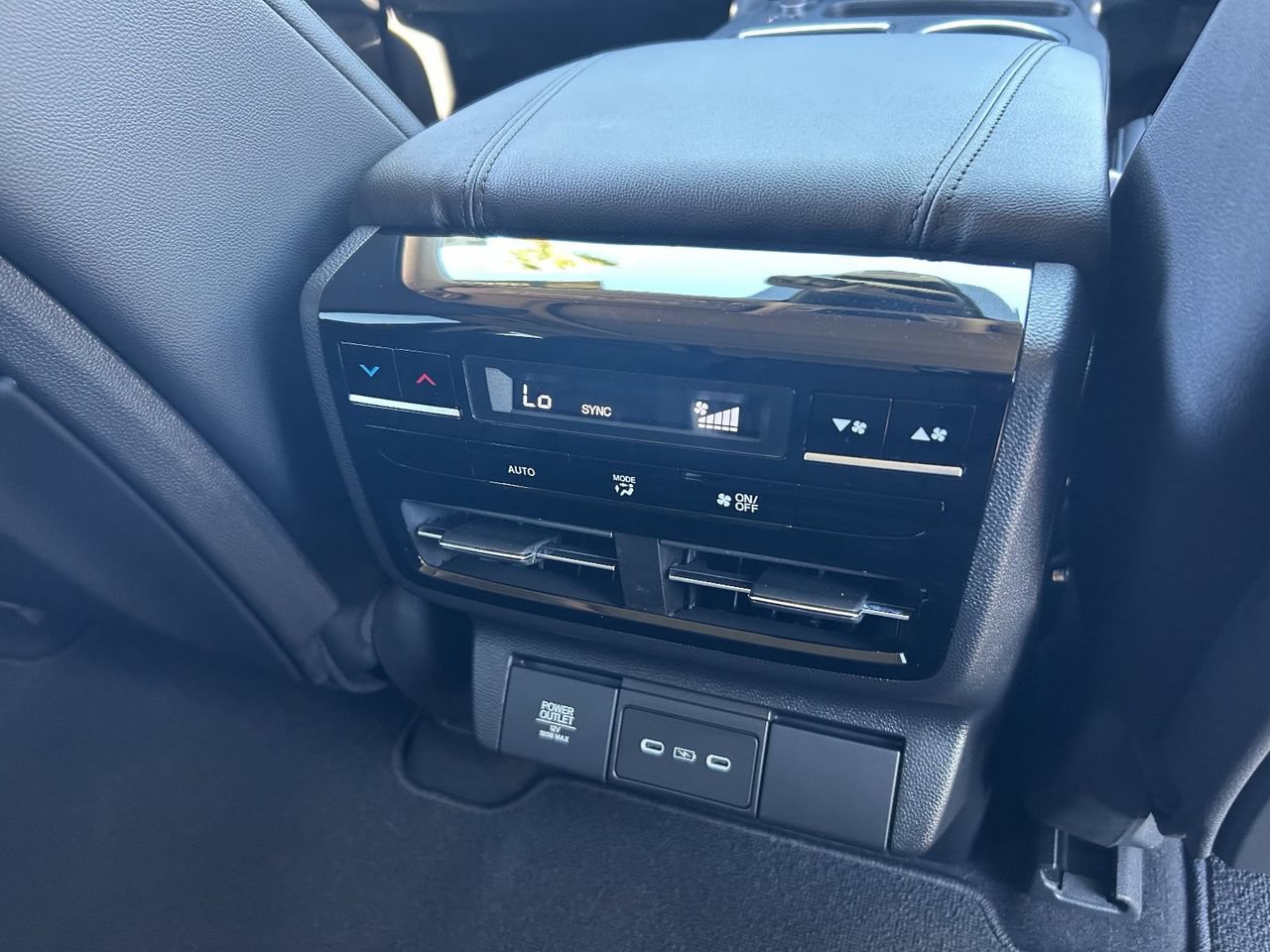 Certified 2026 Acura MDX FWD image 17