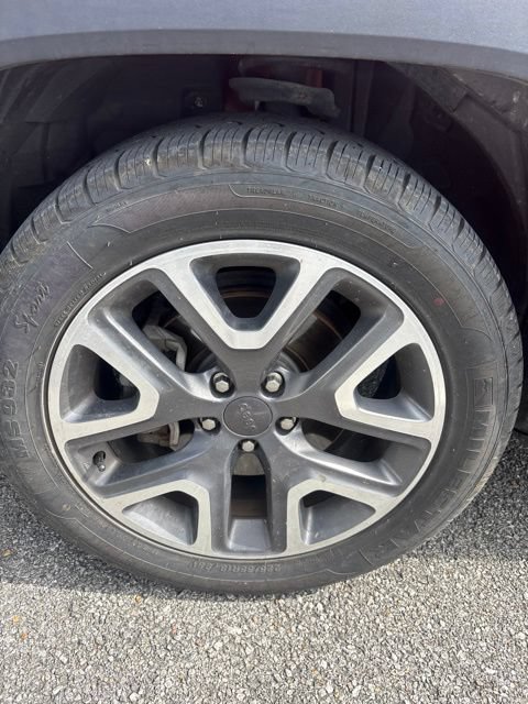 Used 2016 Jeep Renegade Latitude FWD image 51