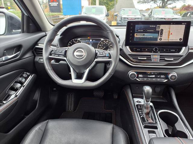 Certified 2024 Nissan Altima 2.0 SR FWD image 9