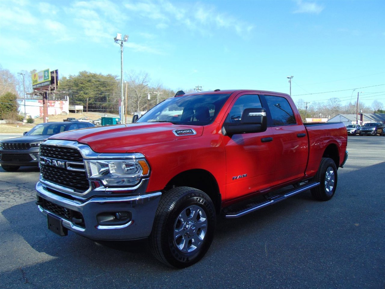 Used 2024 RAM 2500 Big Horn w/ Bed Utility Group image 6