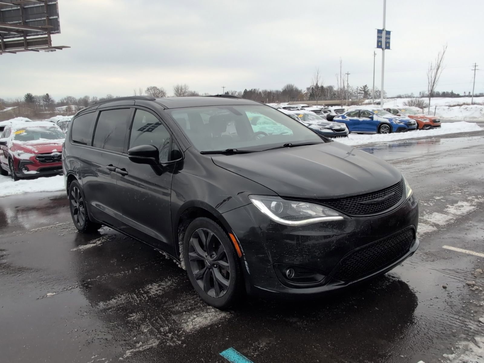 Used 2020 Chrysler Pacifica Limited w/ S Appearance Package