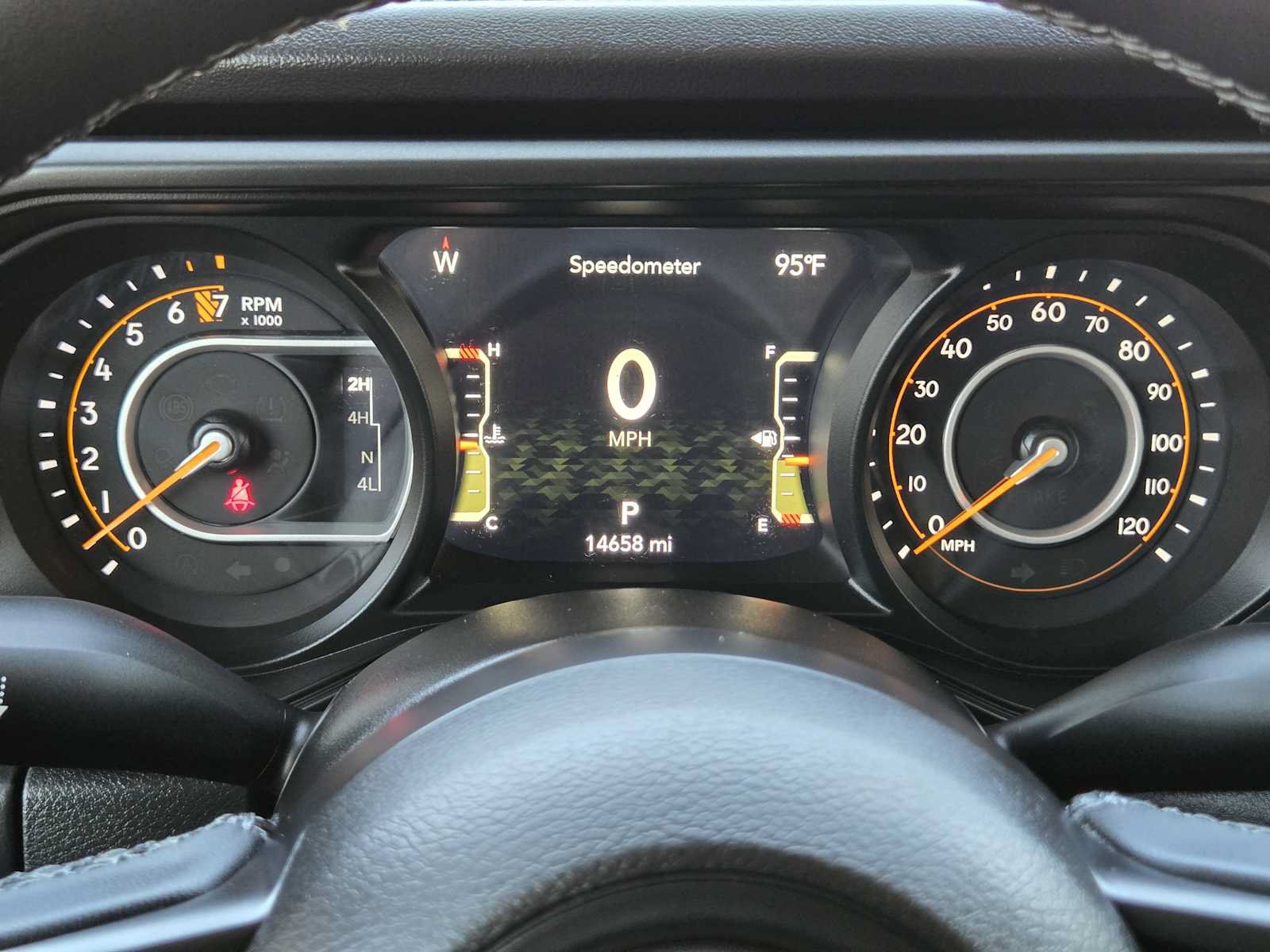 Used 2025 Jeep Gladiator Mojave w/ Convenience Group AWD/4WD image 17
