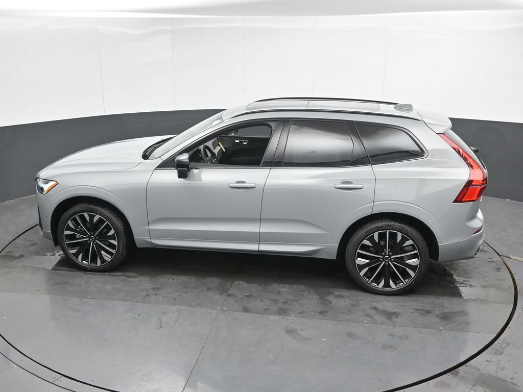 New 2026 Volvo XC60 B5 Ultra w/ Climate Package AWD/4WD image 30