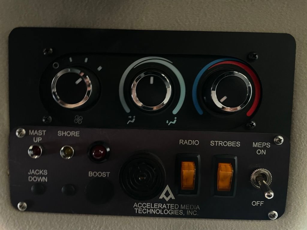 Used 2014 GMC Savana 3500 Extended RWD image 49