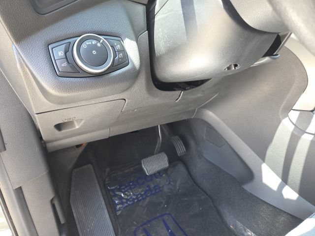 Used 2019 Ford Escape SE FWD image 32