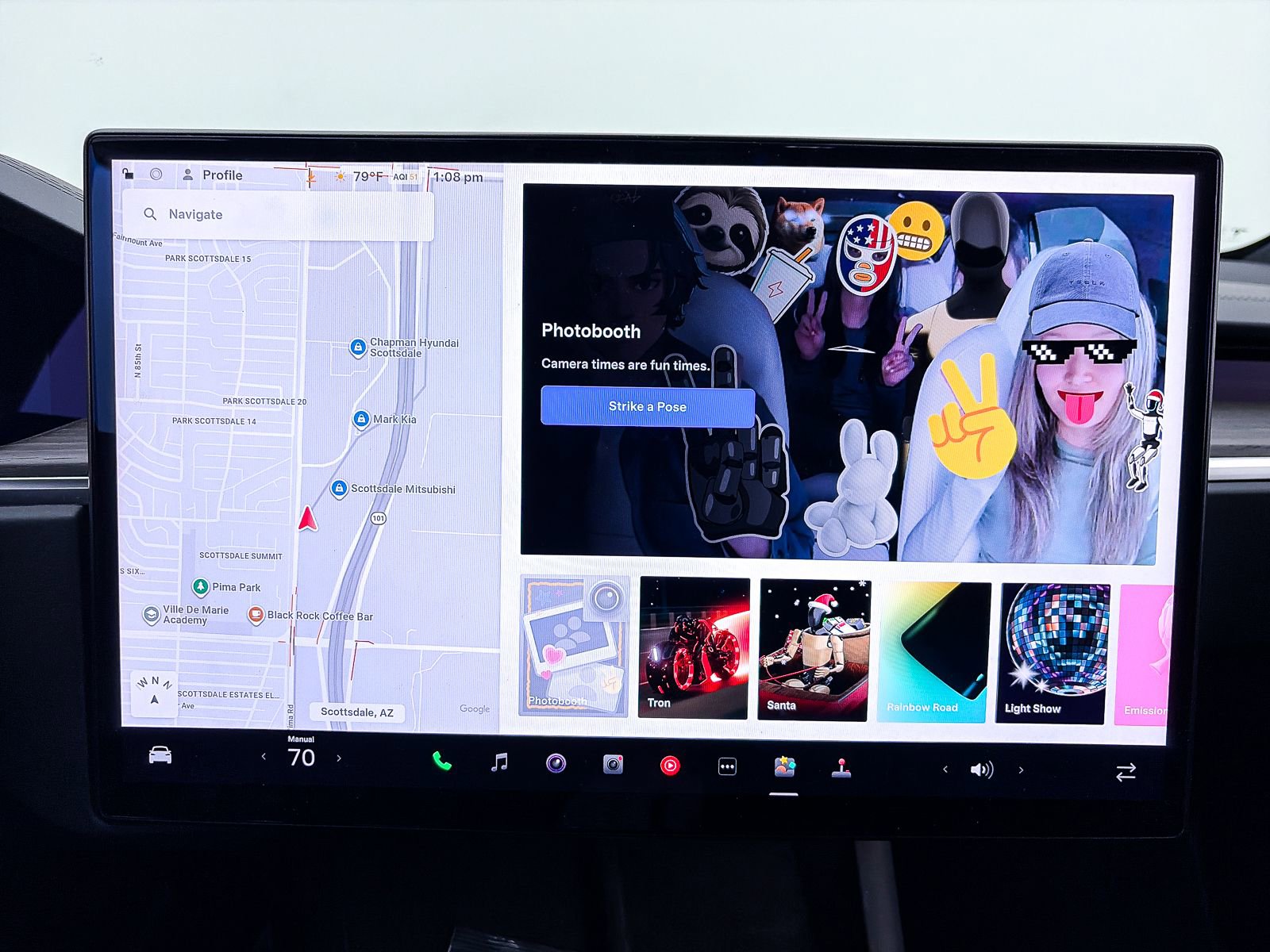 Used 2023 Tesla Model X Standard Range image 22