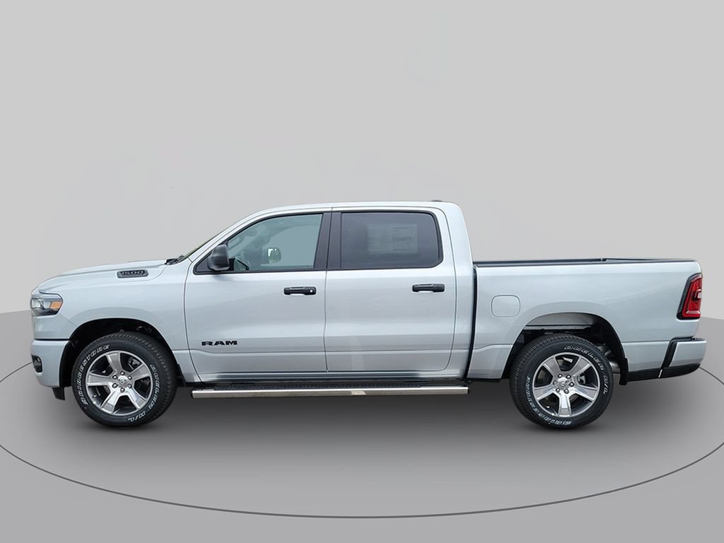 New 2026 RAM 1500 Express AWD/4WD image 6