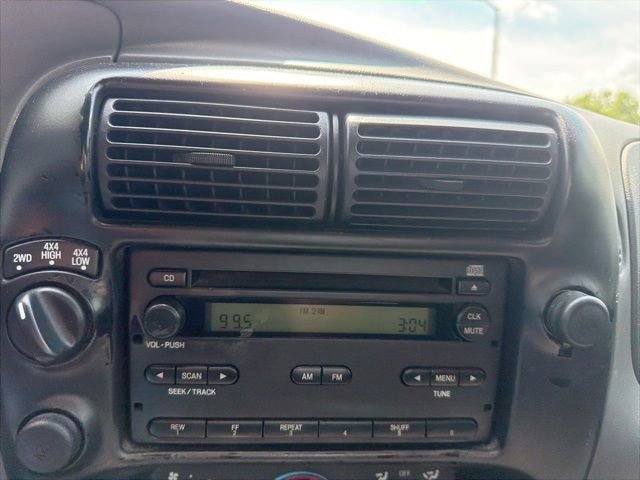 Used 2004 Ford Ranger XLT AWD/4WD image 14