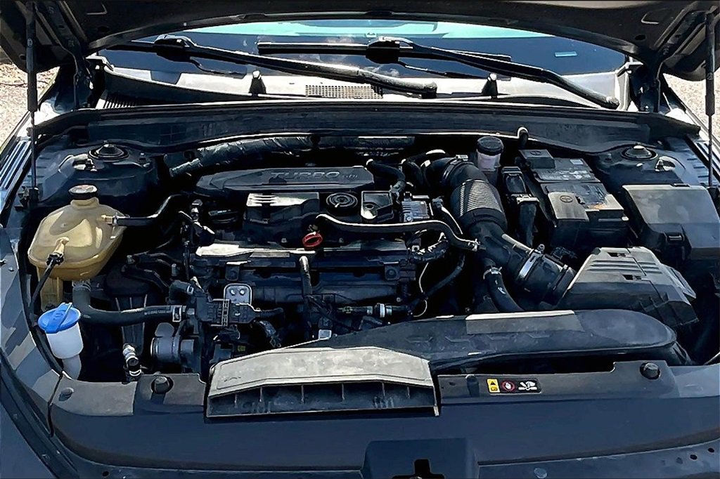 Used 2023 Kia K5 LXS image 9