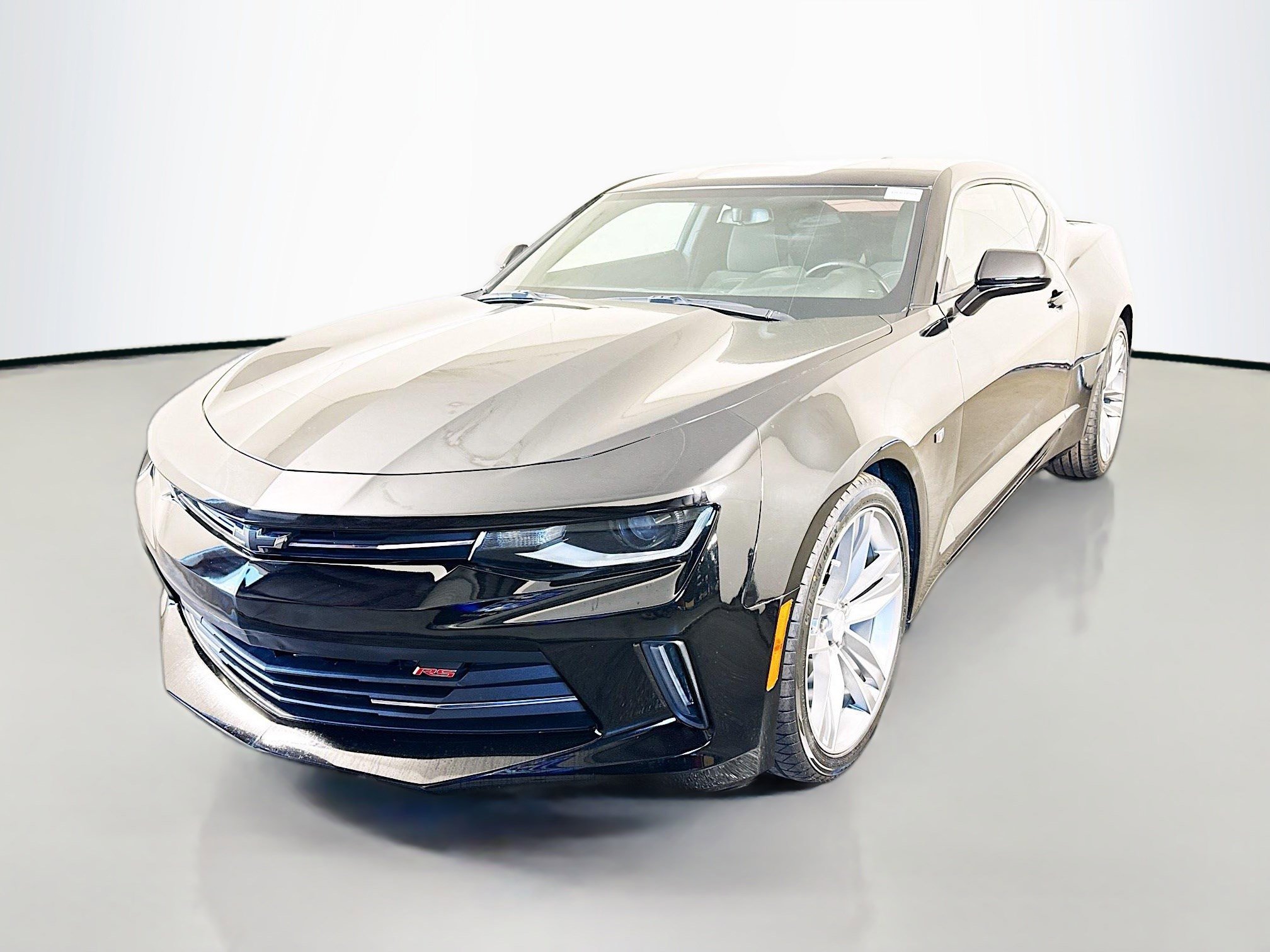 Used 2017 Chevrolet Camaro LT w/ RS Package image 4
