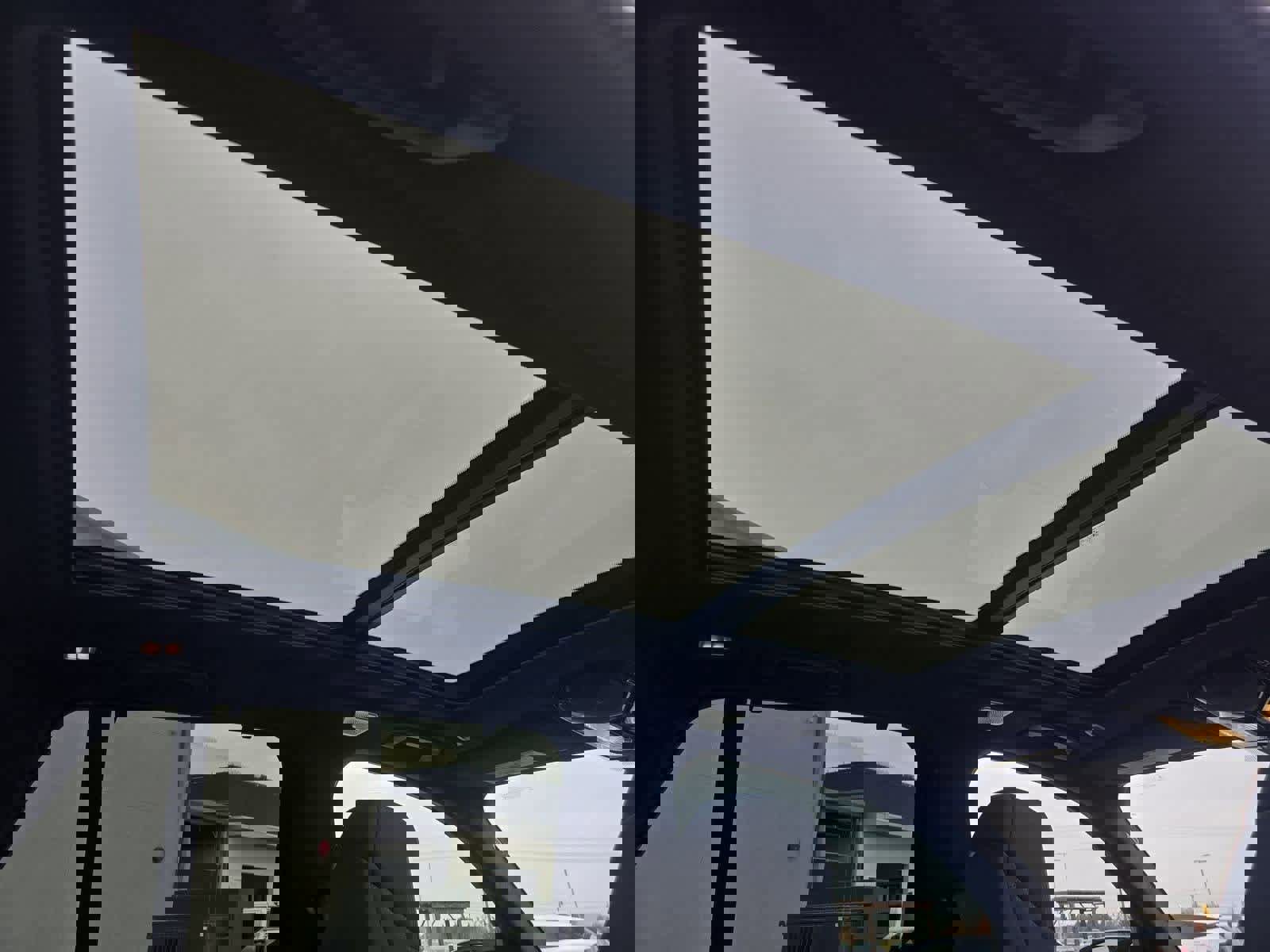 Used 2020 BMW X5 M Competition w/ Executive Package image 19