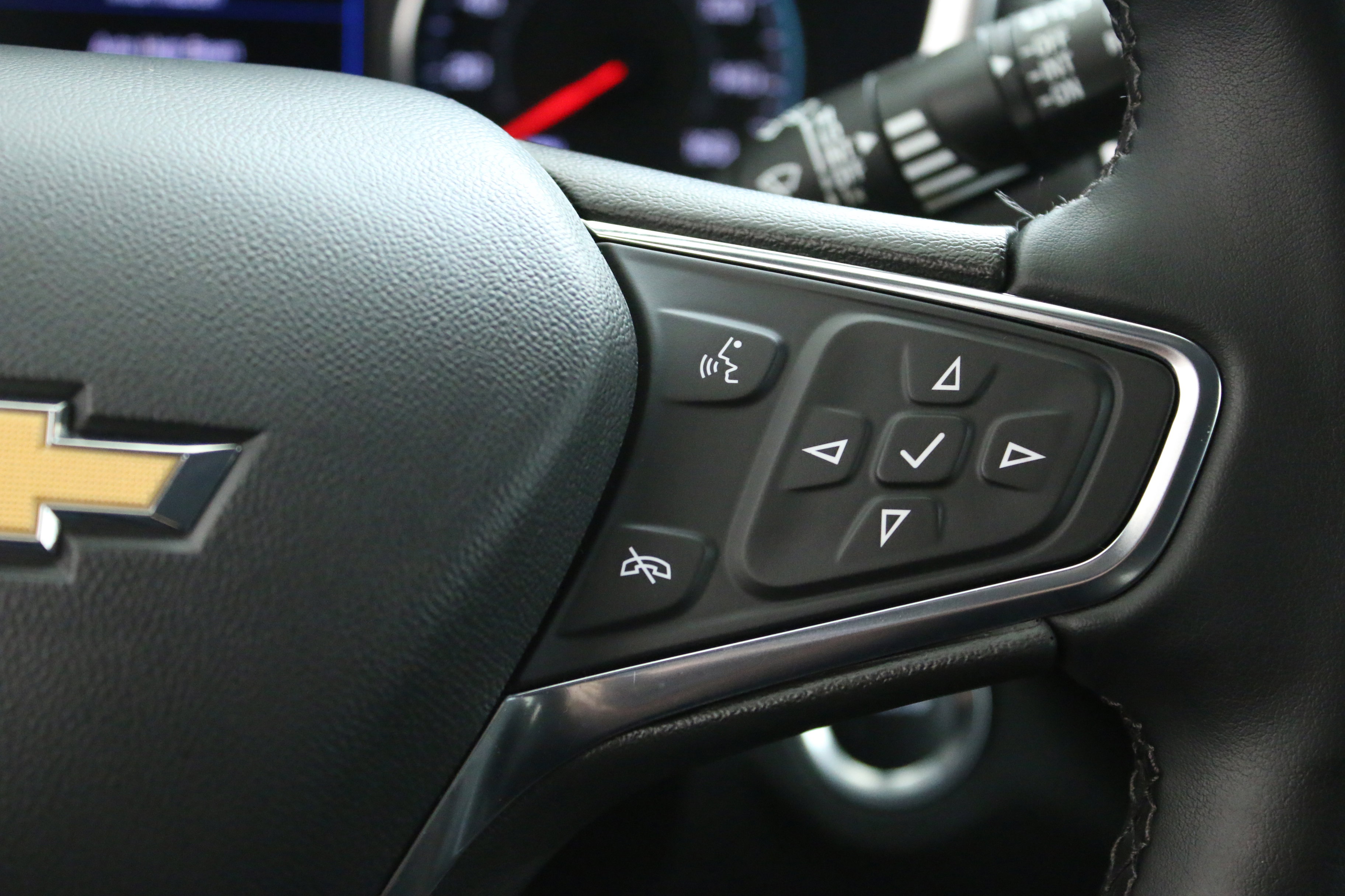 Certified 2024 Chevrolet Equinox LT AWD/4WD image 16