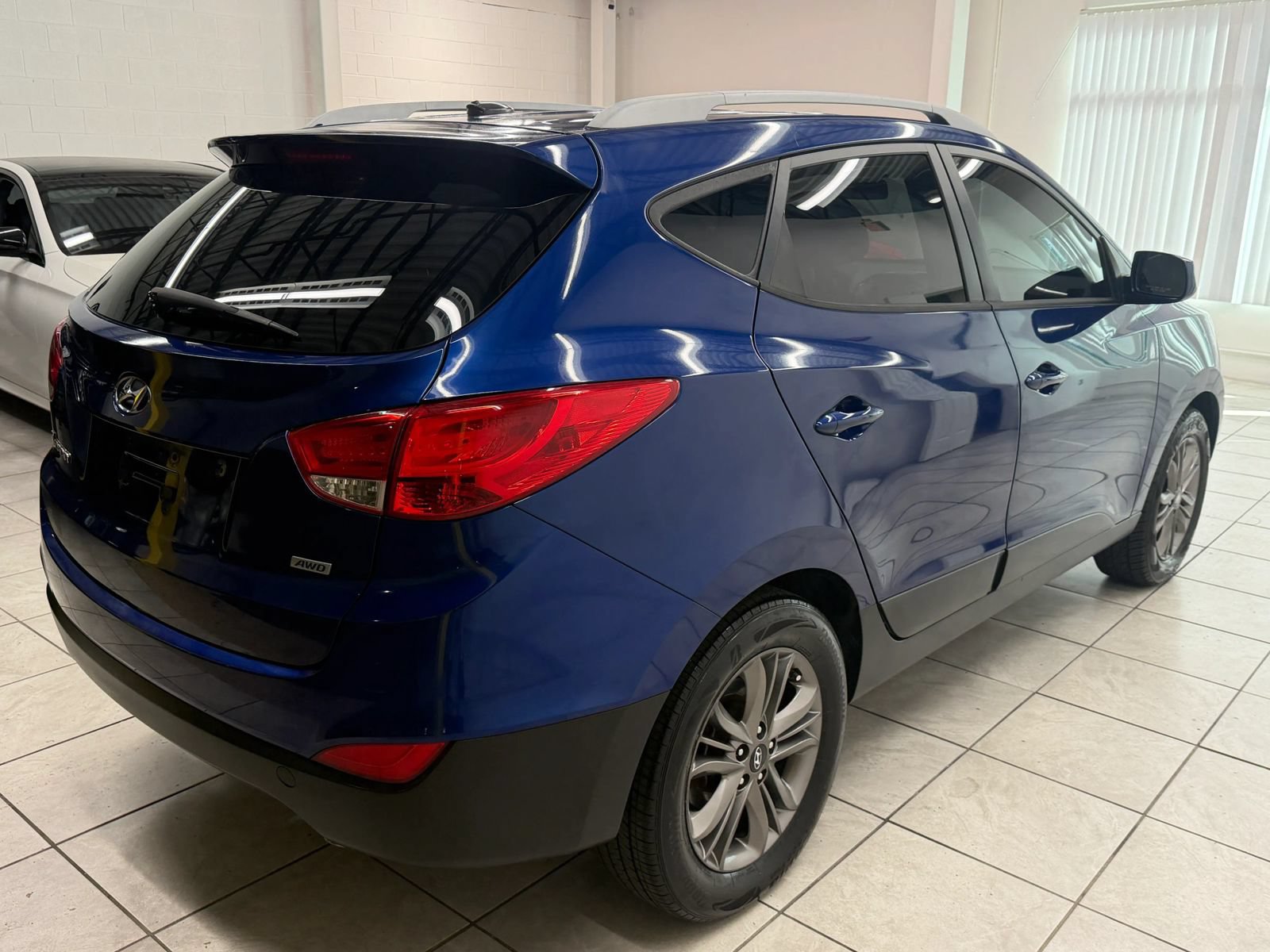 Used 2015 Hyundai Tucson SE AWD/4WD image 9