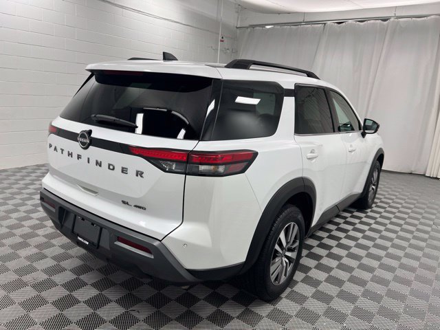 Used 2026 Nissan Pathfinder SL AWD/4WD image 5