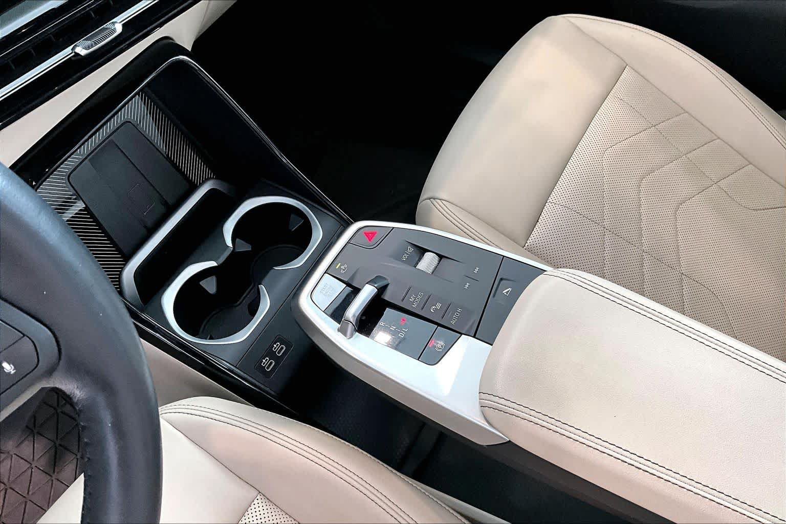 Used 2025 BMW X1 xDrive28i w/ Technology Package AWD/4WD image 18