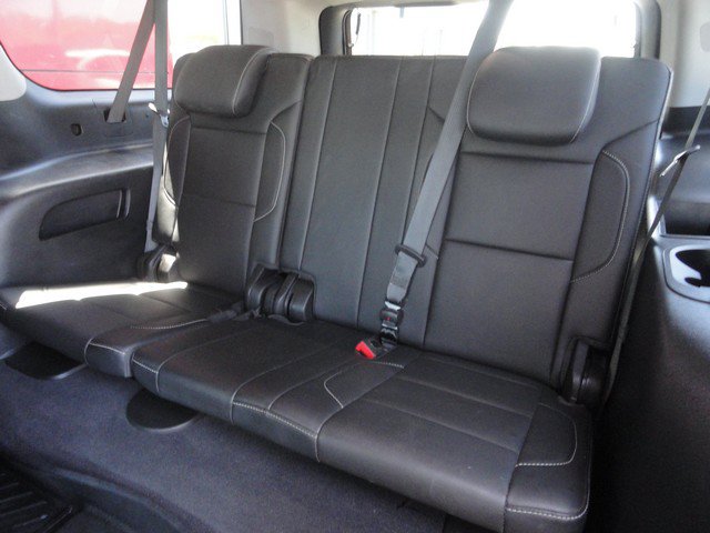 Used 2020 Chevrolet Suburban Premier w/ Premier 6.2L Value Package AWD/4WD image 12