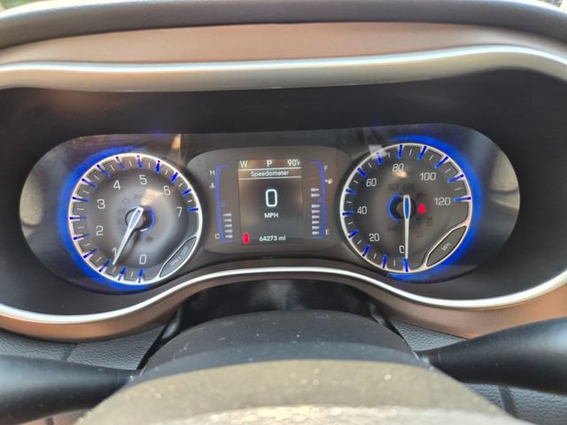 Used 2023 Chrysler Voyager LX FWD image 35