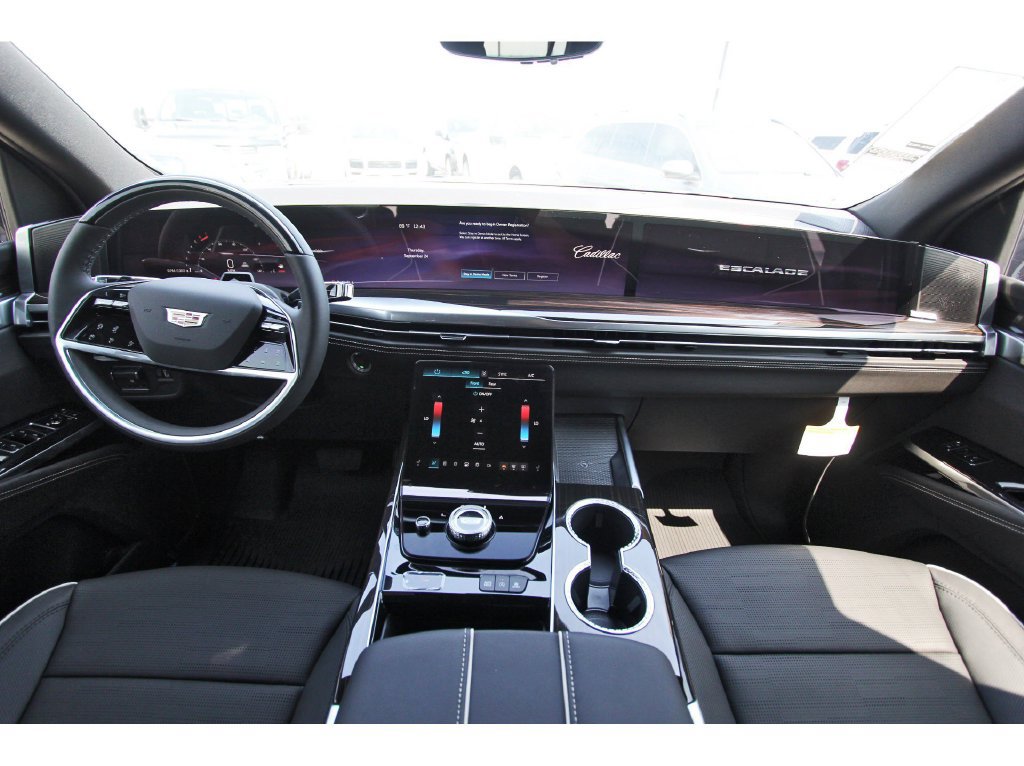 New 2027 Cadillac Escalade Luxury RWD image 9