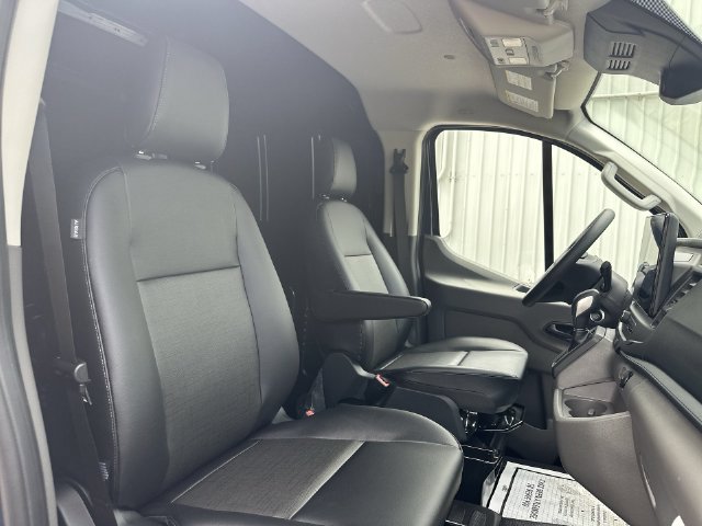 New 2026 Ford Transit 150 Low Roof AWD image 26