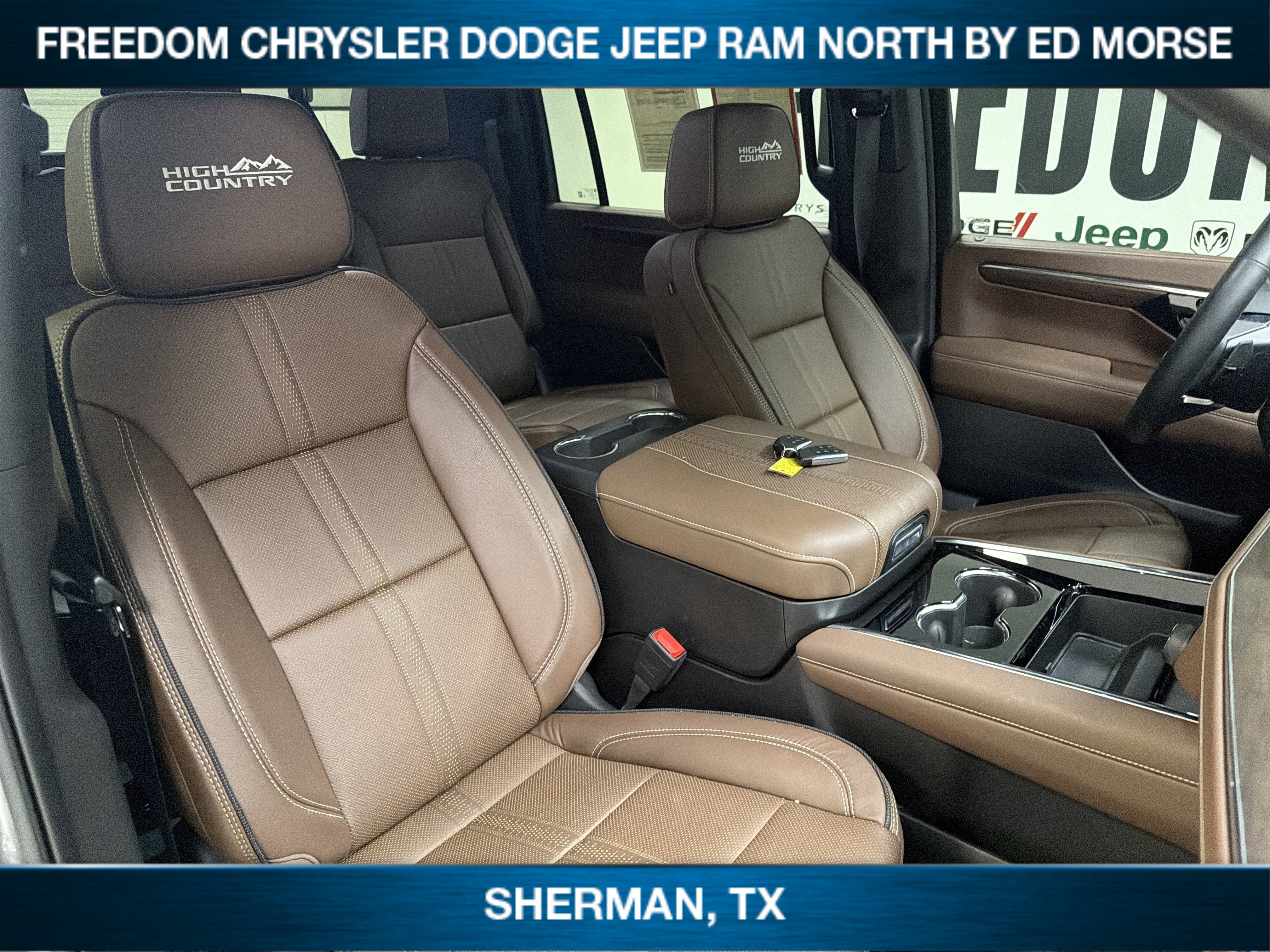 Used 2025 Chevrolet Suburban High Country AWD/4WD image 11