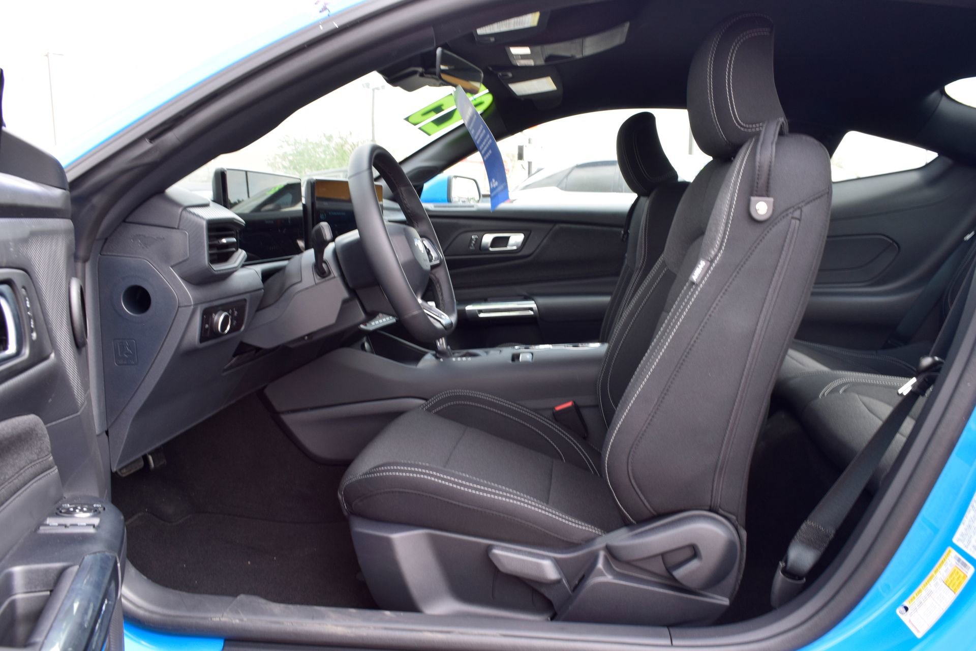 Certified 2025 Ford Mustang Coupe RWD image 18