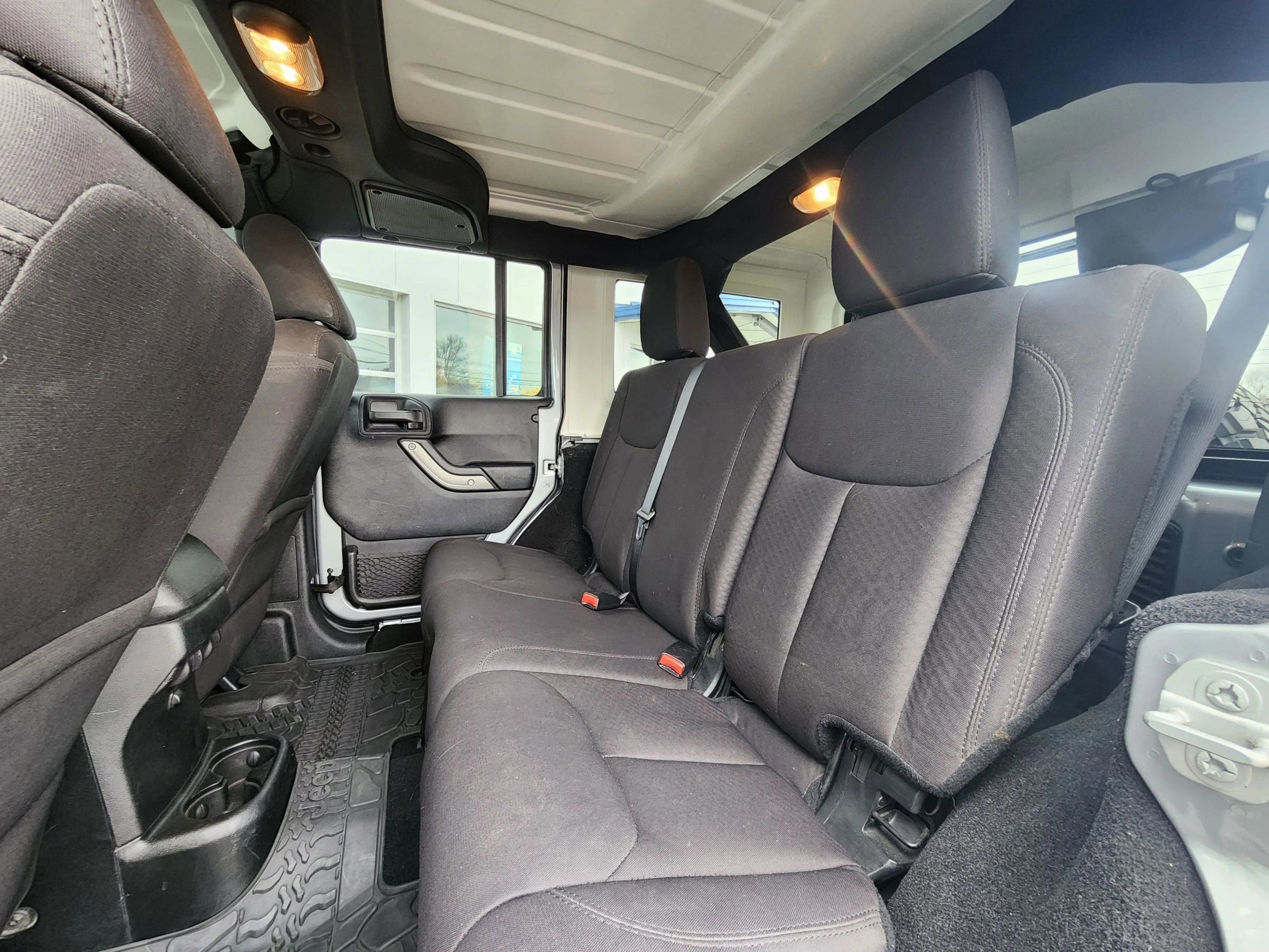 Used 2015 Jeep Wrangler Unlimited Sport w/ Quick Order Package 23S image 32