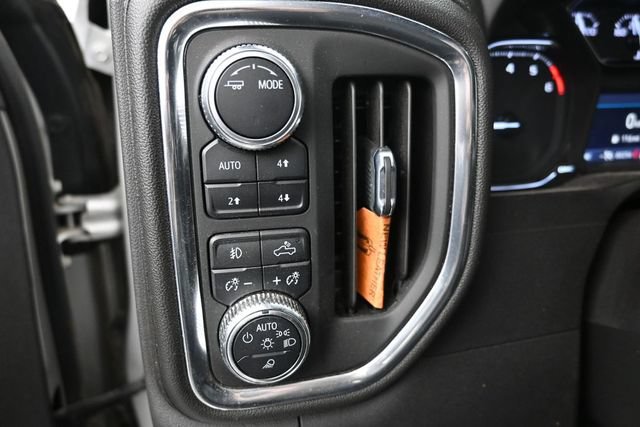 Used 2022 GMC Sierra 1500 SLT AWD/4WD image 16