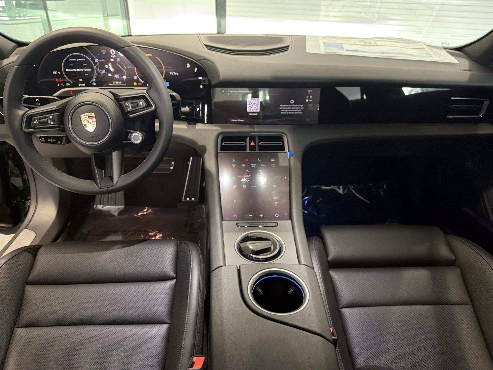 New 2026 Porsche Taycan 4S AWD/4WD image 17