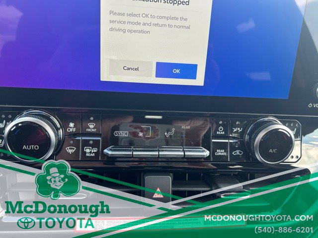 New 2026 Toyota Highlander Limited AWD/4WD image 16