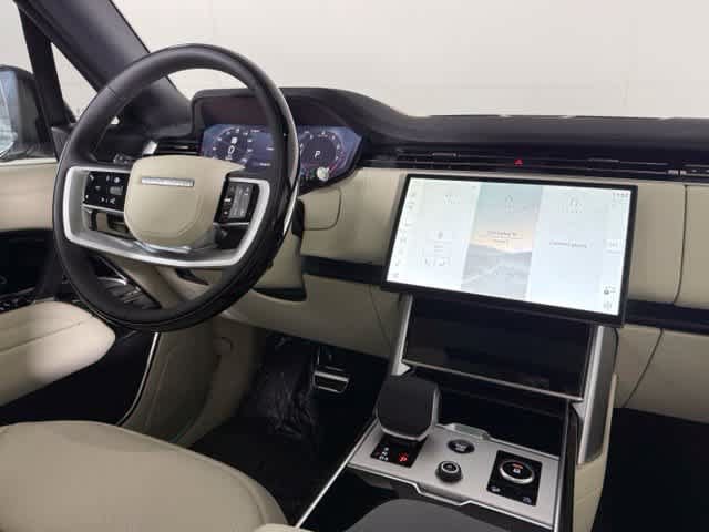 New 2027 Land Rover Range Rover Long Wheelbase SE AWD/4WD image 18