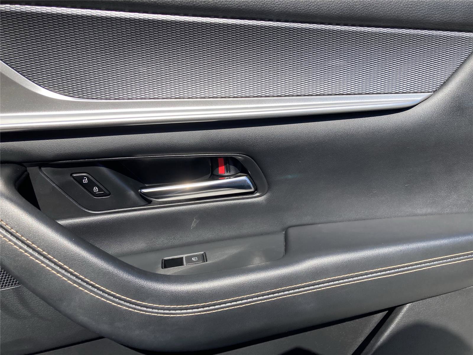 Used 2024 MAZDA CX-90 3.3 Turbo w/ Premium Package image 31