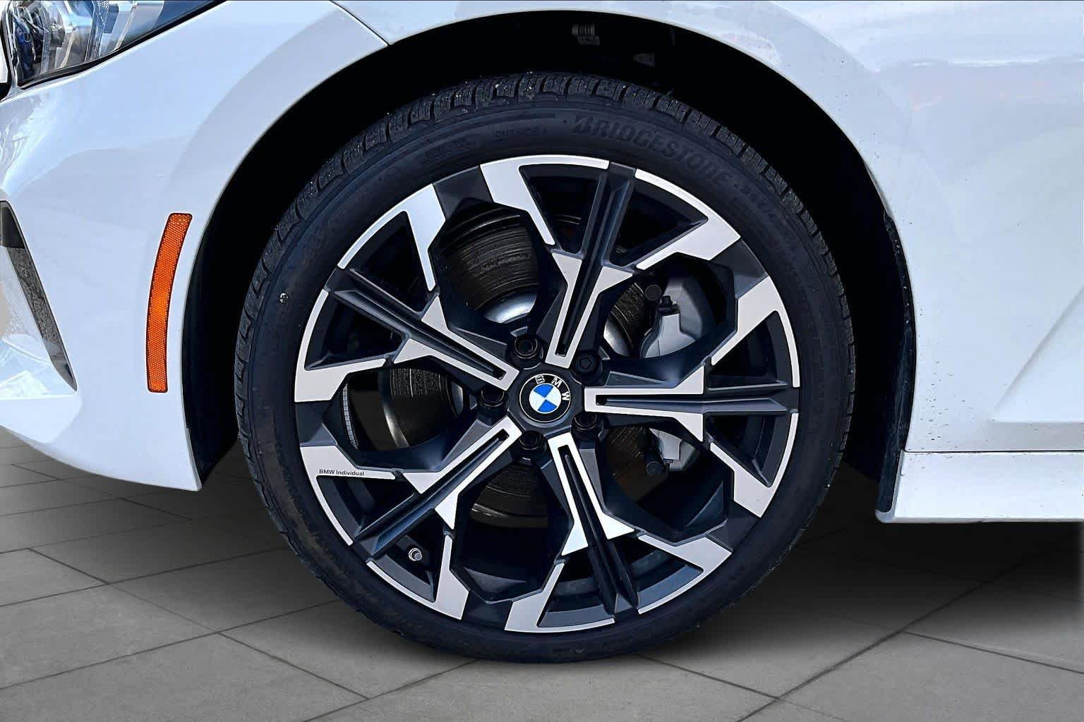 Used 2025 BMW 330i Sedan w/ Convenience Package image 8