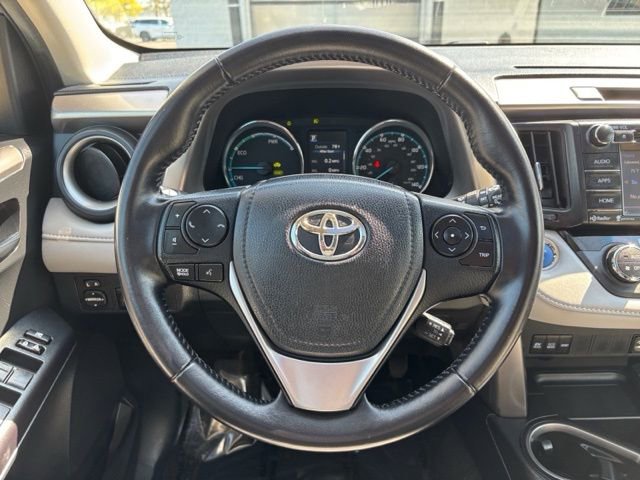 Used 2016 Toyota RAV4 XLE AWD/4WD image 13