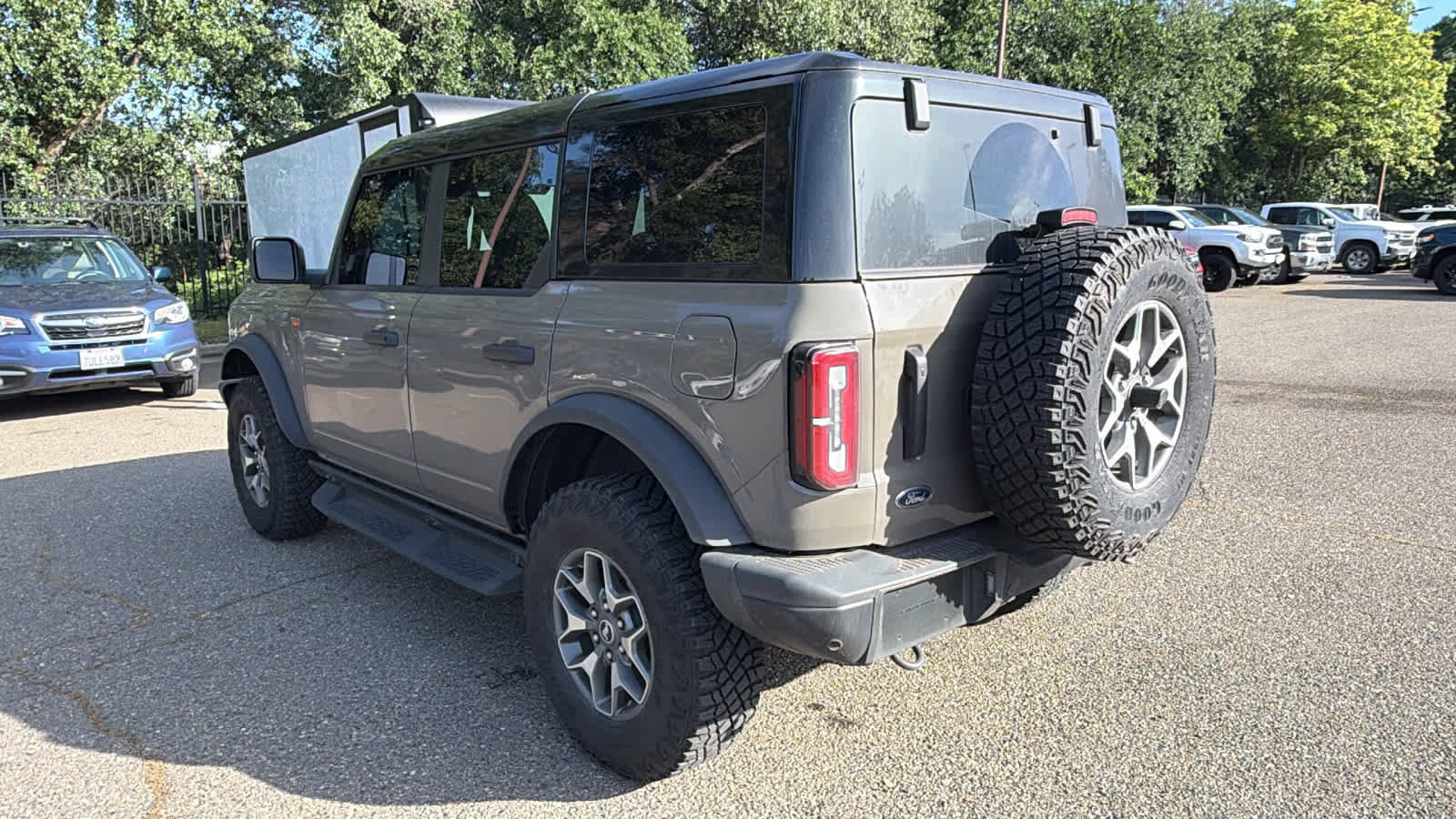 Used 2025 Ford Bronco Badlands AWD/4WD image 7