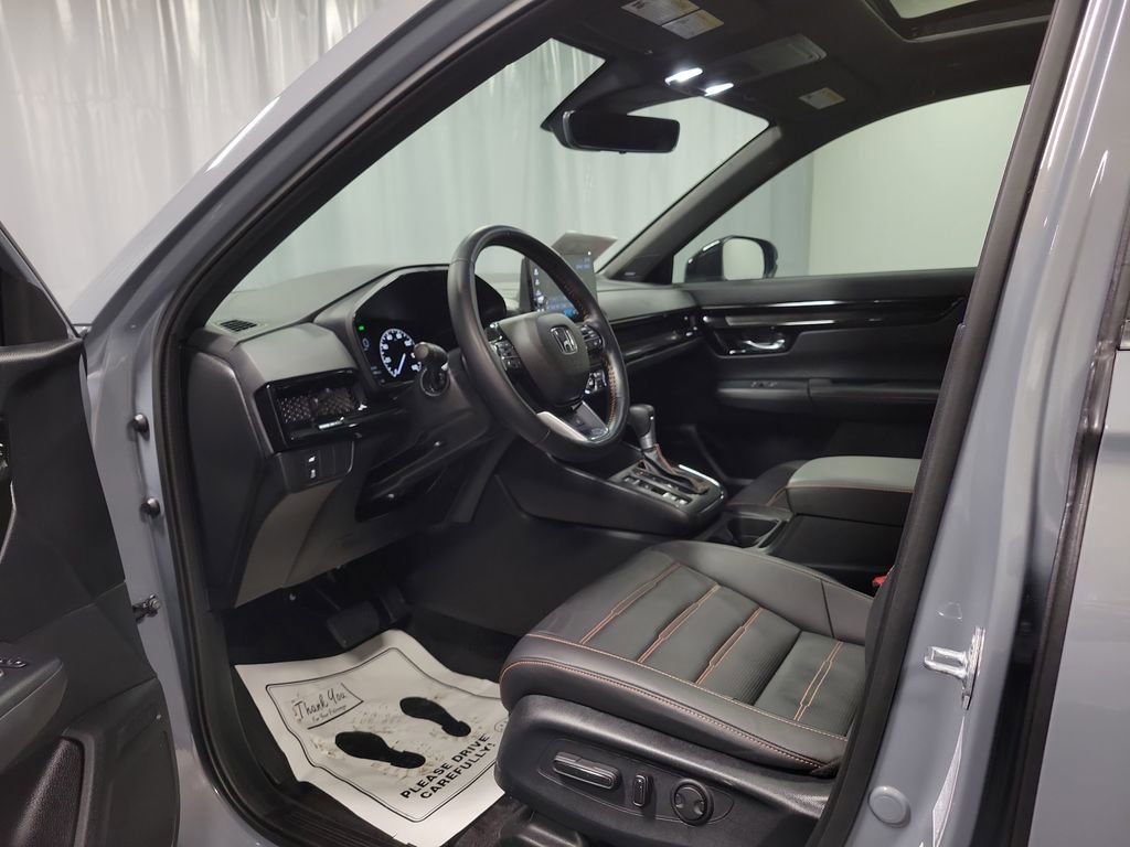 Used 2025 Honda CR-V Sport Touring image 12