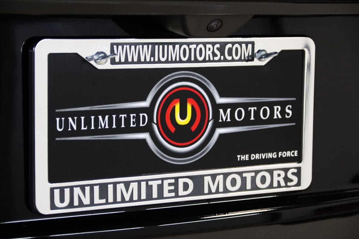 Used 2023 Jeep Grand Cherokee Overland AWD/4WD image 16