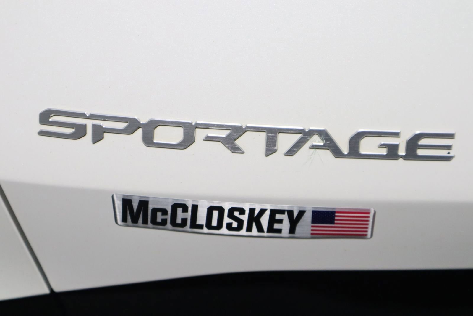 Used 2023 Kia Sportage LX image 6